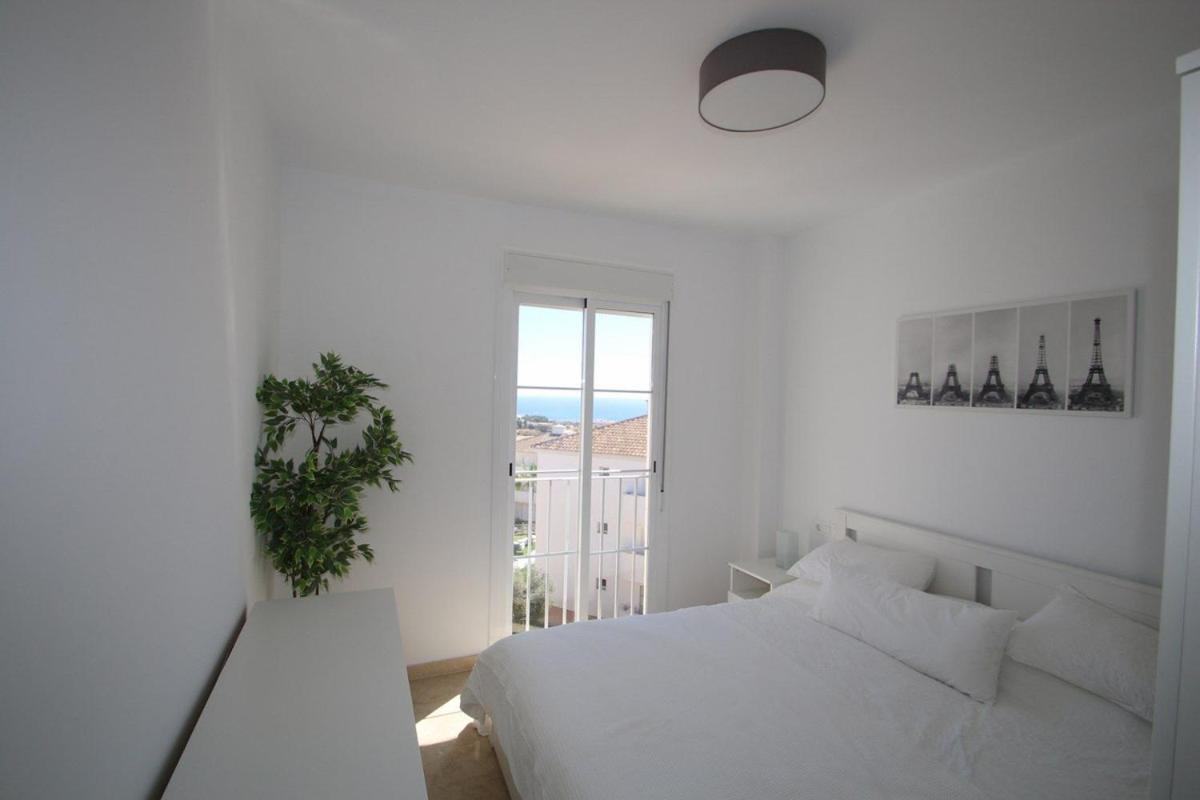 מנילבה Small Oasis Nelson Mandela Apartment With Sea View, Two Bedrooms, Parking, Terrace And Pool מראה חיצוני תמונה